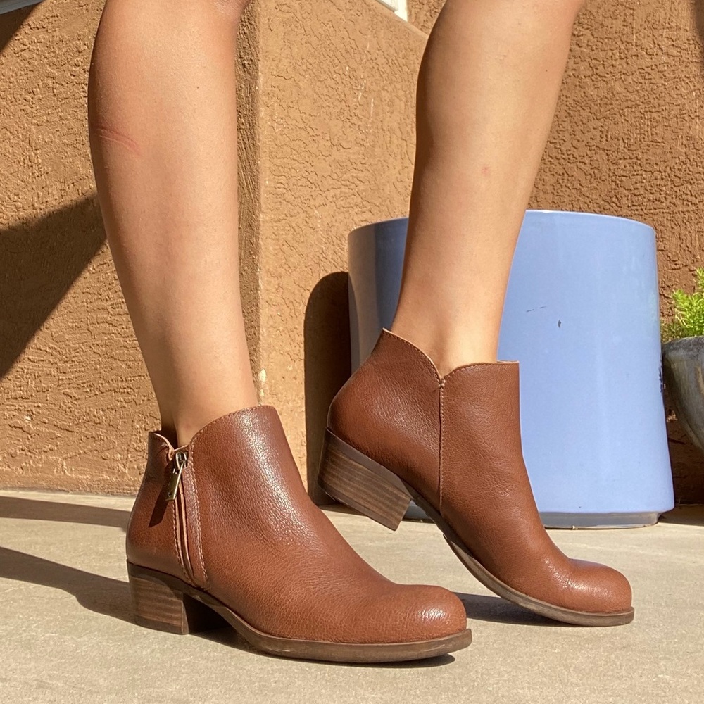 Lucky Brand Barough Chocolate Brown Zip Bootie 6.5